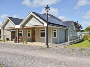 Red Squirrel Lodge - Ukc677